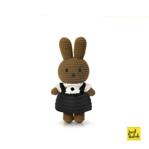 nina handmade en haar schooluniform