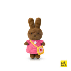 nina handmade en haar roze jurk + bloementasje