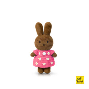 nina handmade en haar roze bloemenjurk