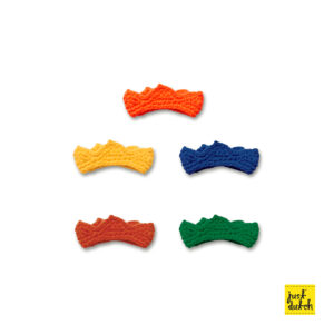 gele, groene, blauwe, oranje en rode kroon handmade