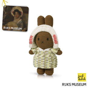 melanie handmade and her isabella outfit